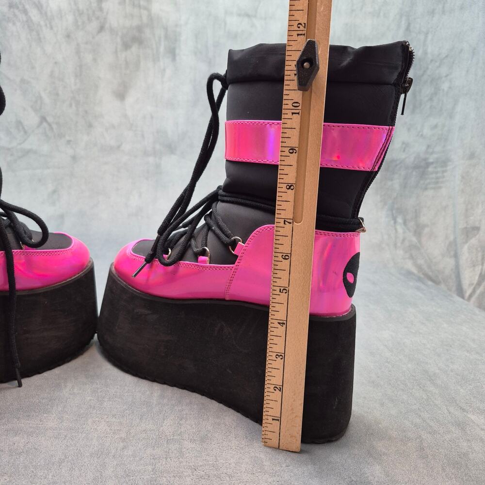 YRU Qronic Holographic Goth Punk Festival Rave Pink Platform Winter Boot Size 7 - Picture 6 of 9